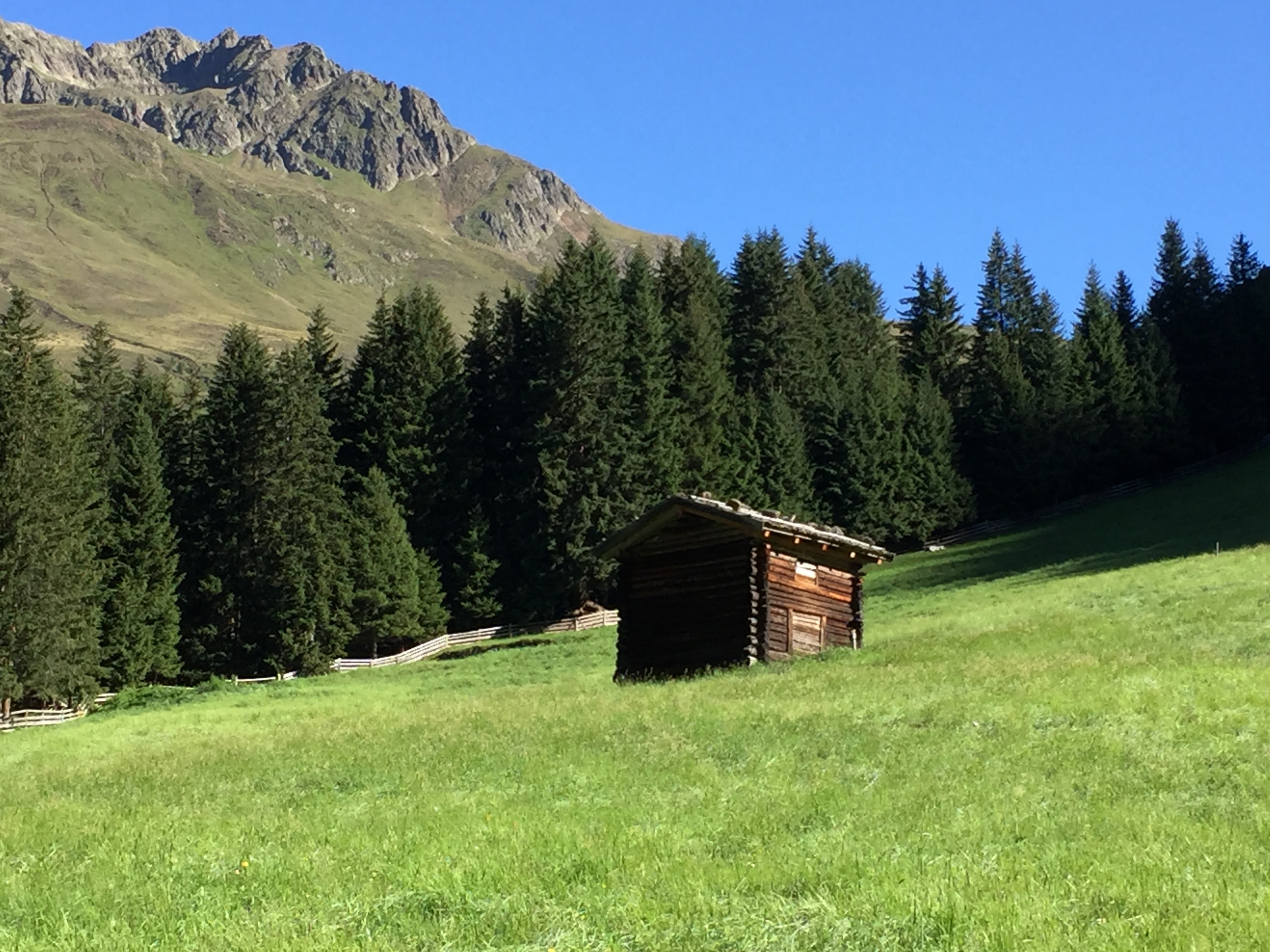 Monguelfo (Trentino, italy) Trekking al limite Italia – Austria. Fin de las vacaciones de verano 2017.