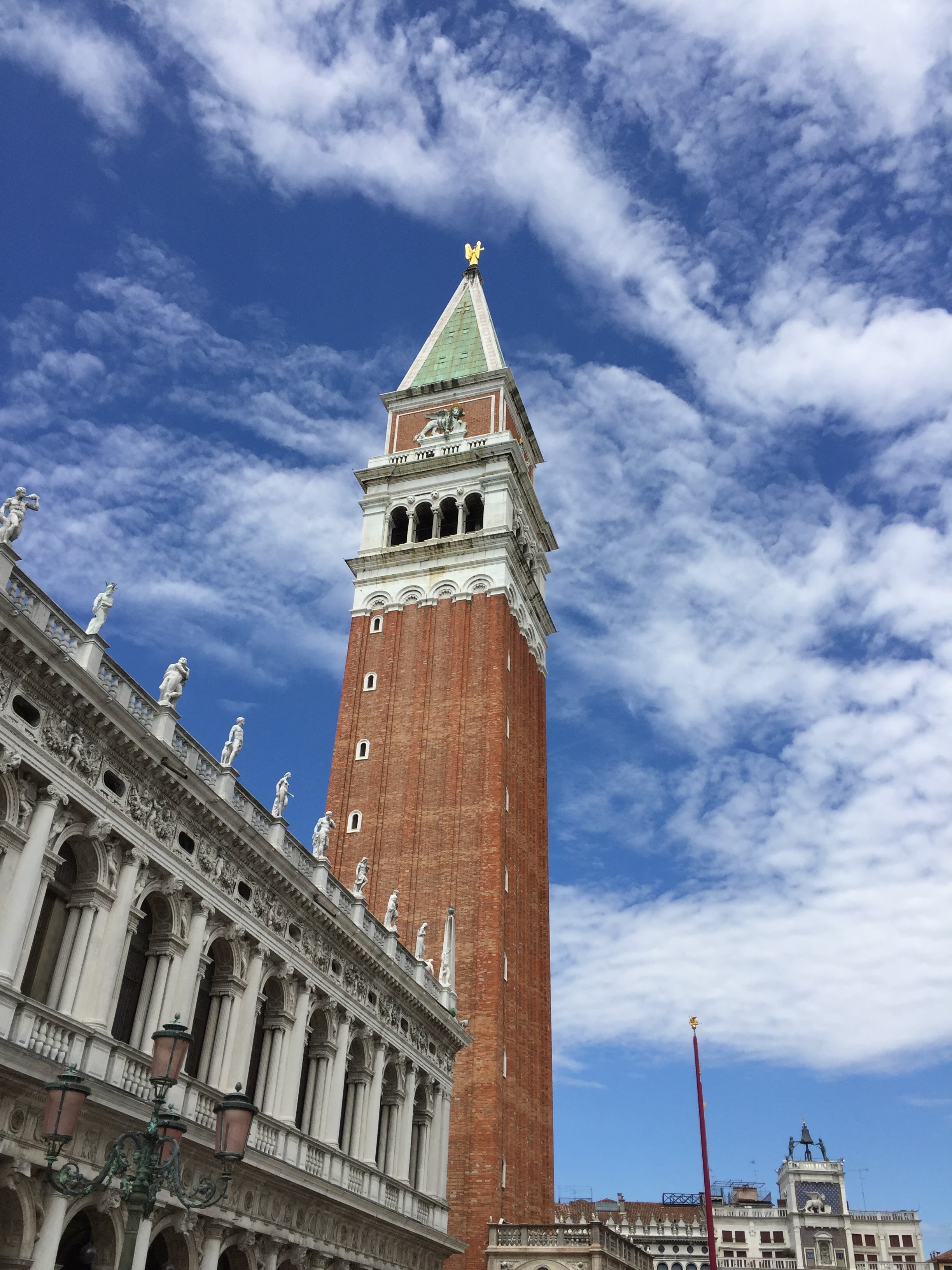 El Campanile de San Marco. Venezia. Italia. «Un poco de Historia».