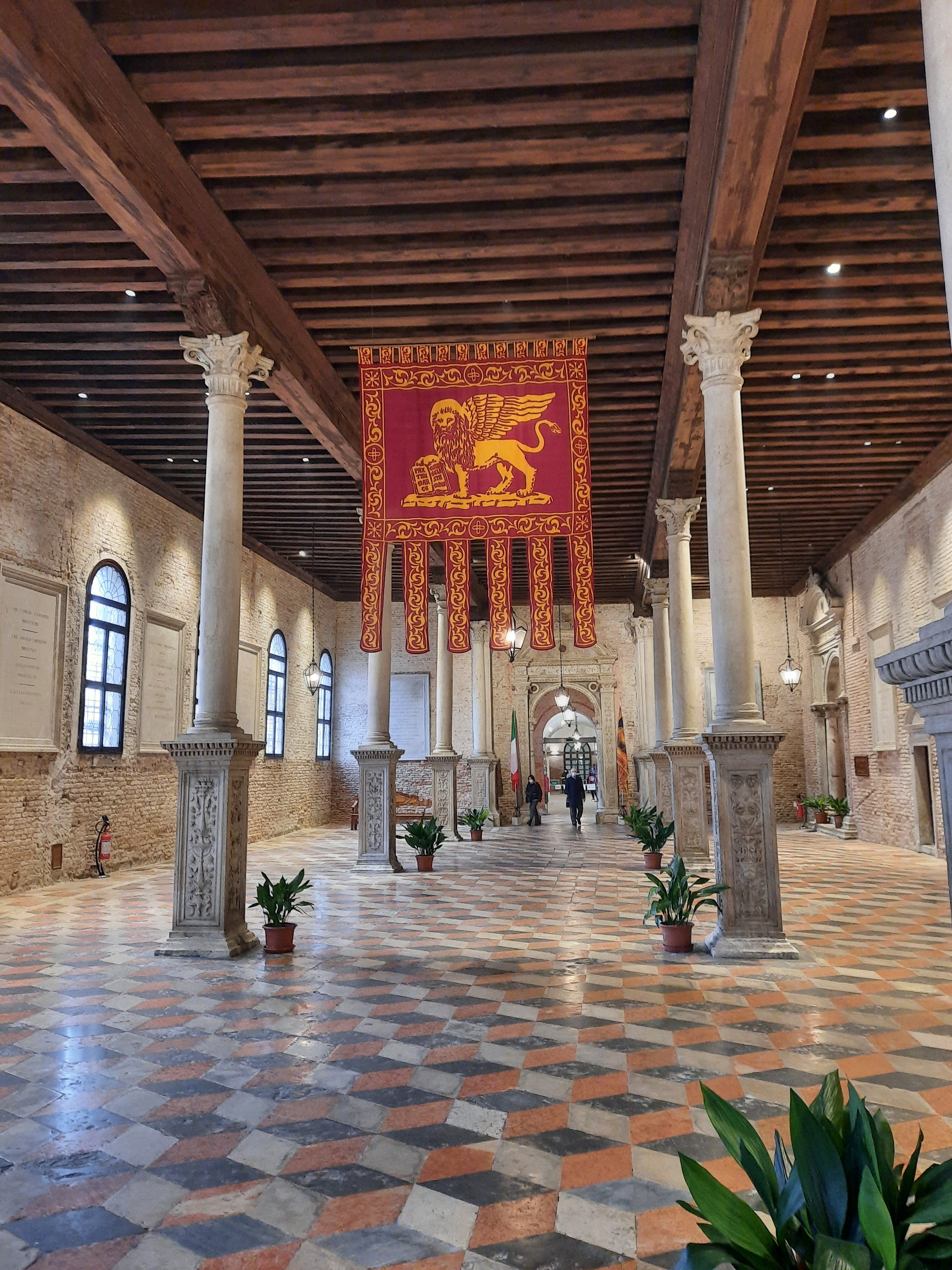 La Scuola Grande di San Marco. Venecia.  El más hermoso ingreso a un hospital del mundo.