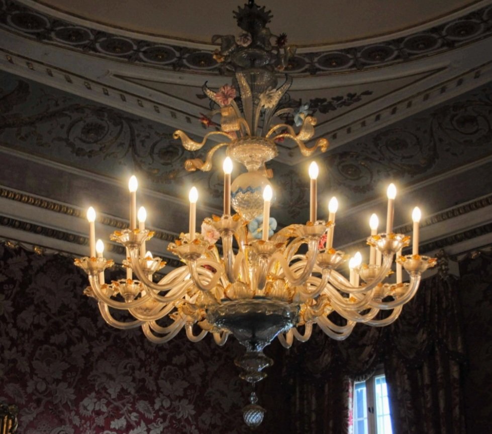 Algunos objetos de Vidrio de Murano pueden ser consideradas obras de arte y no pueden salir de Italia.