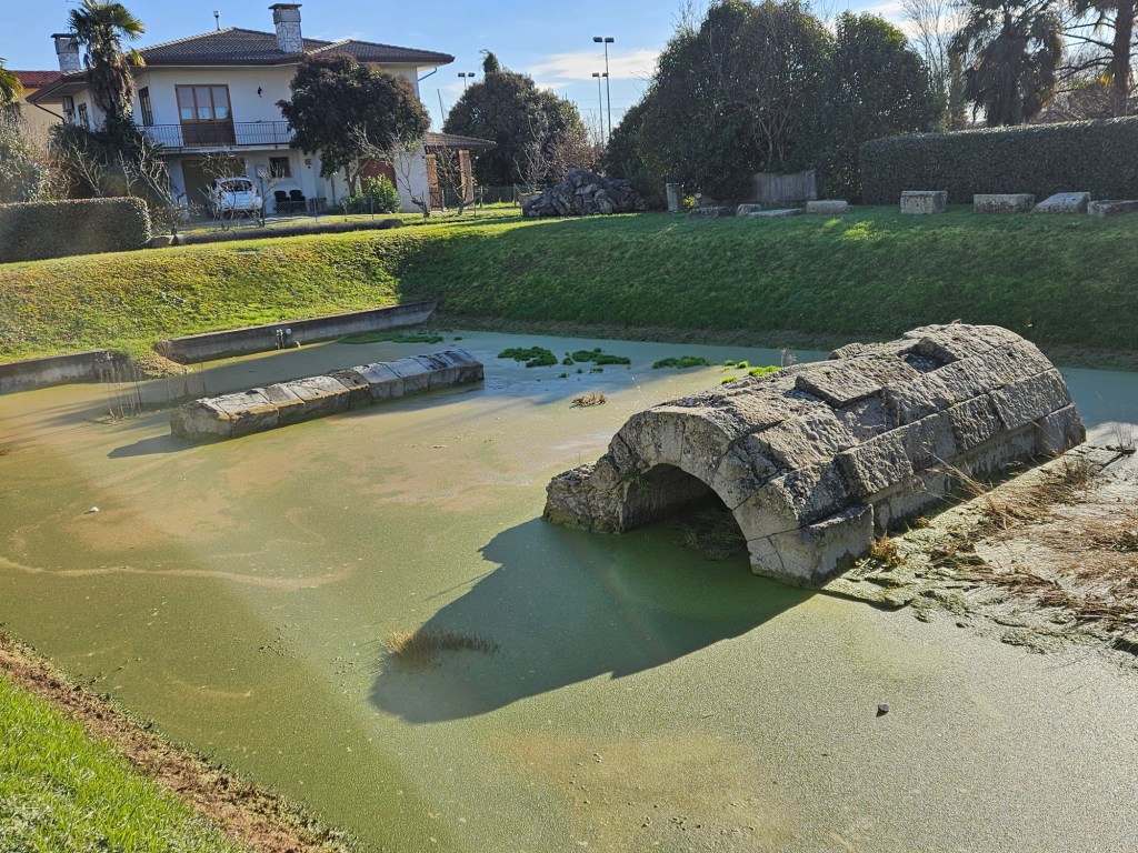 El puente Romano de Concordia Sagittaria.