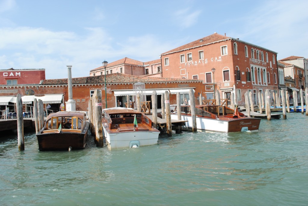 Detalles de Murano: Taxis en la Fornace&nbsp;Cam.