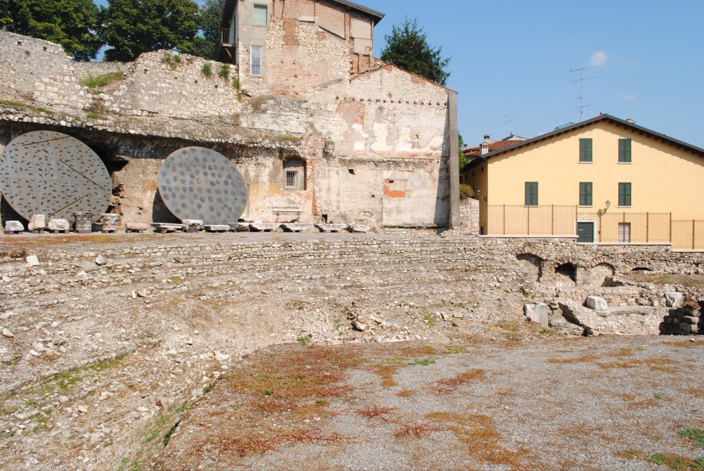 El Teatro Romano de Brescia: dos mil años de historia en el corazón de la antigua Brixia