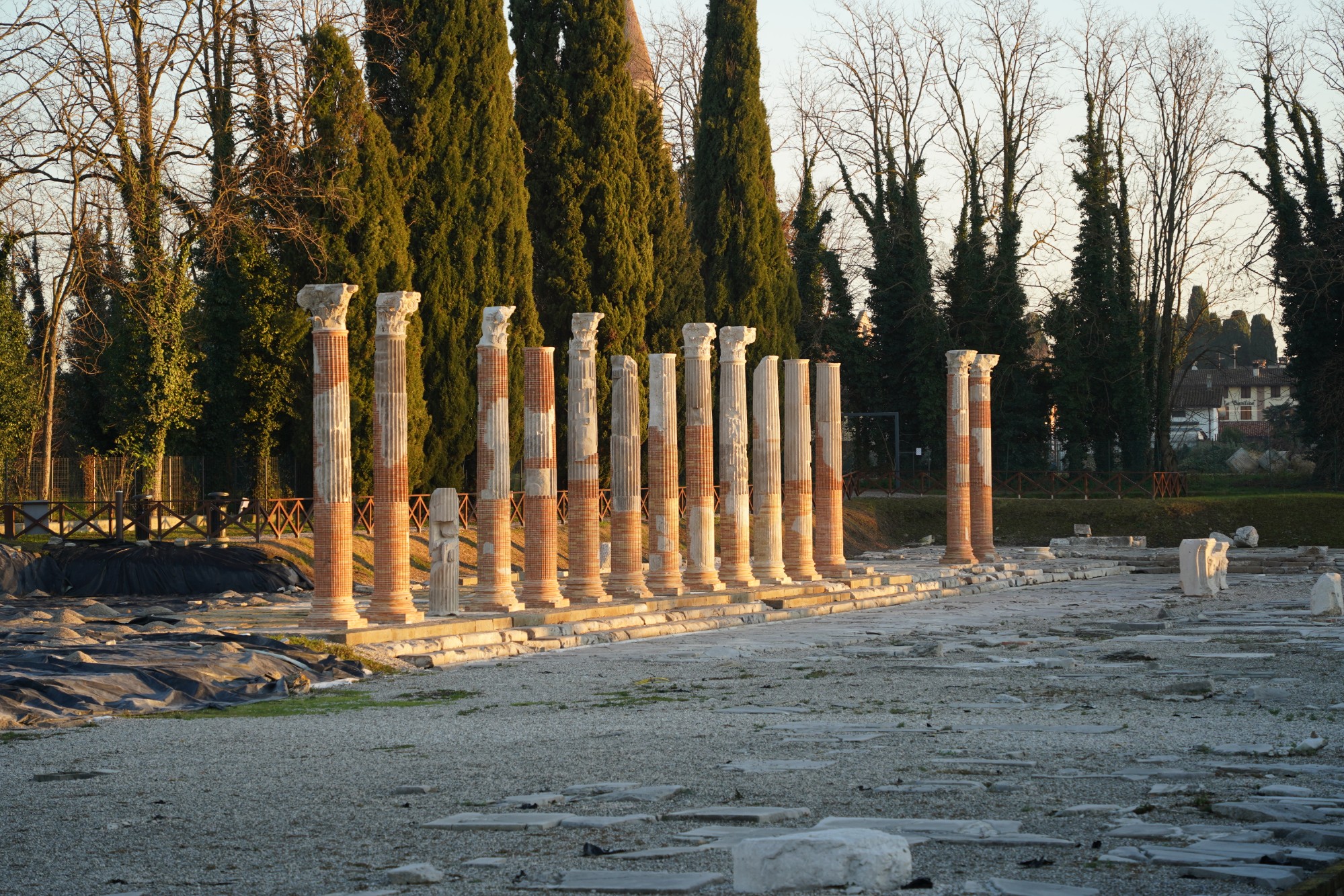 Las fortalezas romanas en el Friuli: guardianes del noreste del Imperio.