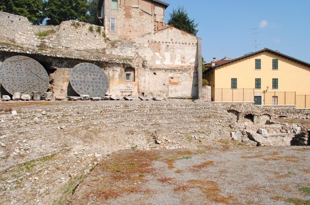 El teatro romano de Brescia recupera su antiguo esplendor tras una campaña arqueológica excepcional