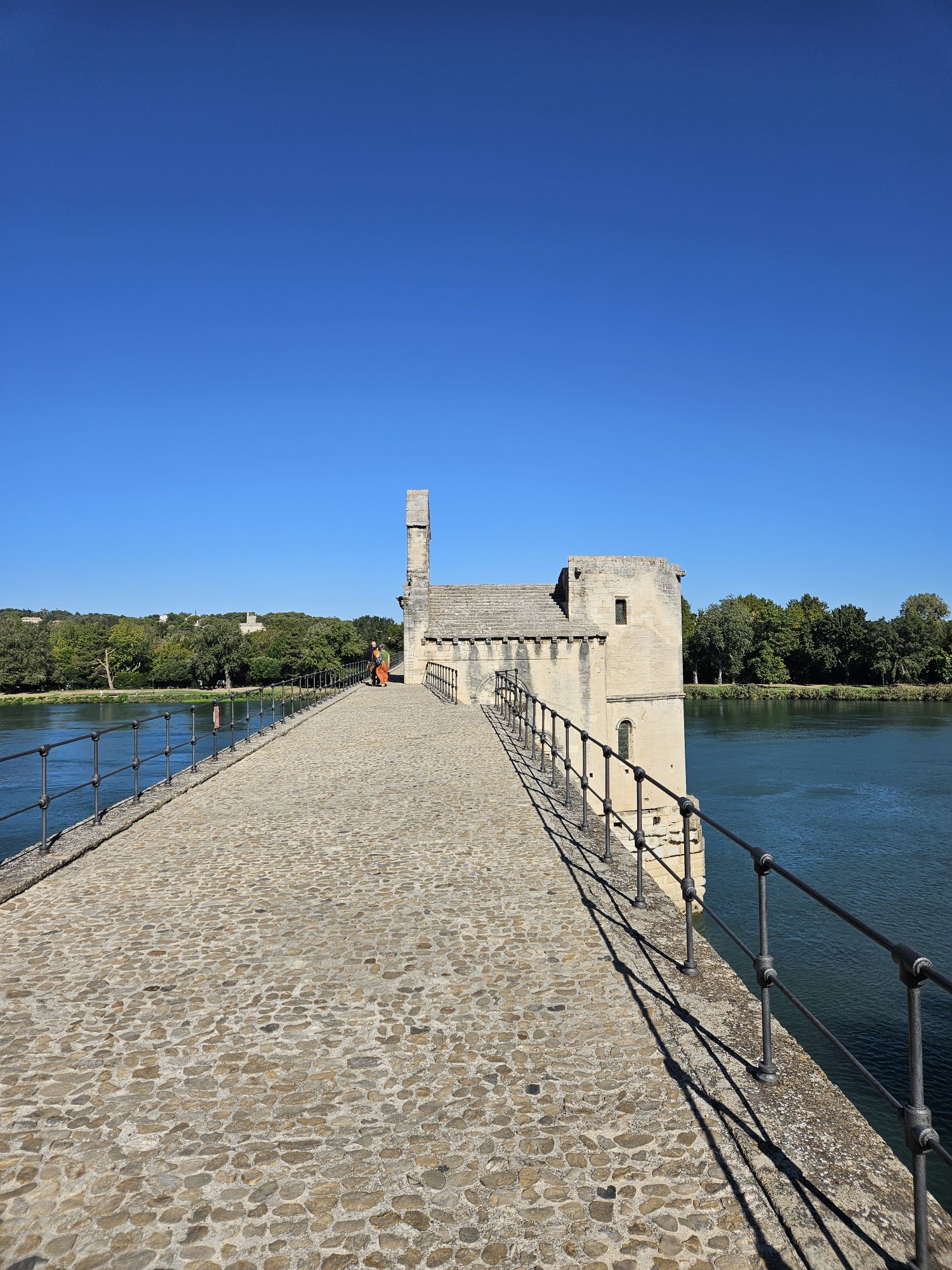 El puente de Aviñón (Pont Saint-Bénézet), Francia